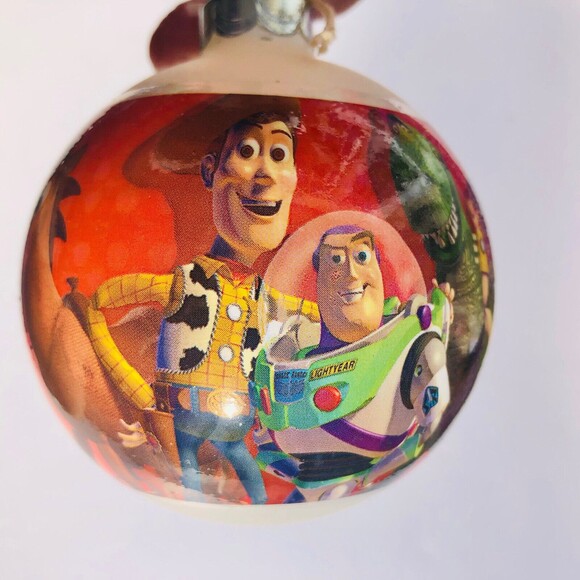 The Disney Store A Decade of Dreams Christmas Ornament Glass 3 Balls Vintage - Picture 4 of 11